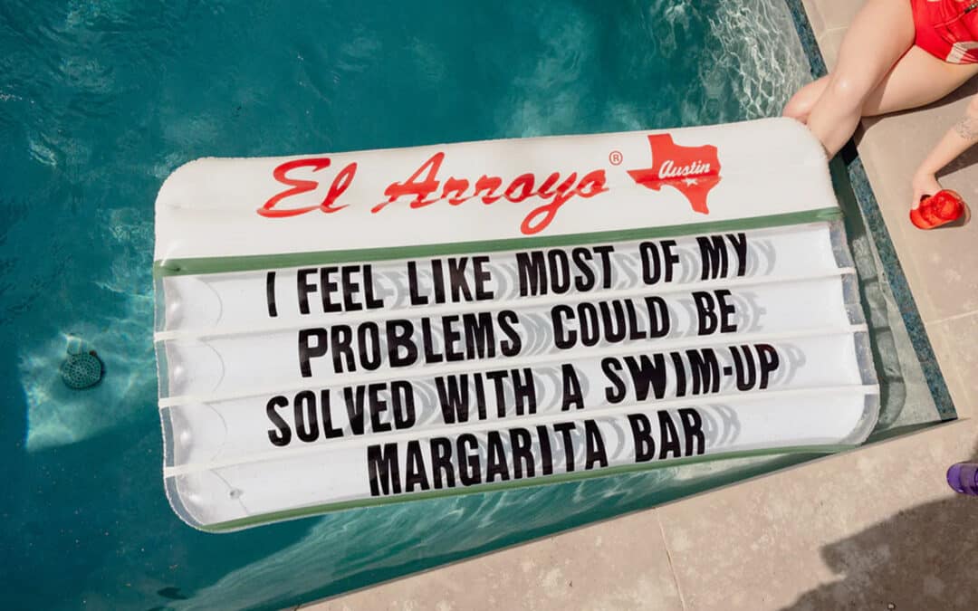 El Arroyo Floats Put More Fun in the Pool